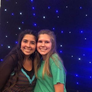 Meet your Posher, Lindsey